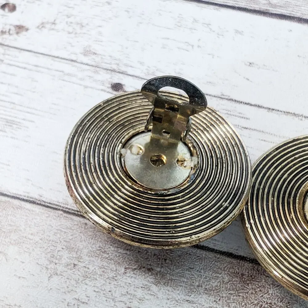 Vintage clip earrings
